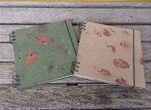 POLPA PAPEL - CADERNO QUADRADO M 20X20