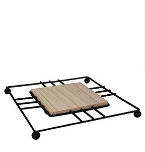 ARAMADO - DESCANSO DE PANELA QUAD FUNDO MADEIRA - 18 X 2 CM