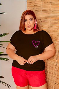T-SHIRT PLUS SIZE CORAÇÃO WITH DTF CHOCOLATE