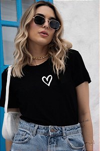 T-SHIRT CORAÇÃO DTF