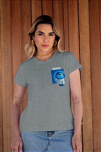 T-SHIRT TRISTEZA DIVERTIDAMENTE DTF CINZA