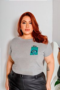 T-SHIRT PLUS SIZE INVEJA DIVERTIDAMENTE DTF CINZA XG