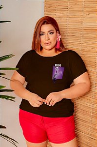 T-SHIRT PLUS SIZE MEDO DIVERTIDAMENTE DTF CHOCOLATE XG