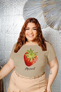 T-SHIRT PLUS SIZE MORANGO STAY SWEET DTF BEGE XG