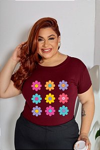T-SHIRT PLUS SIZE FLORES MARGARIDAS DTF MARSALA XG