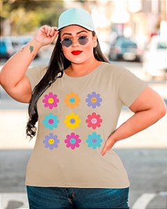 T-SHIRT PLUS SIZE FLORES MARGARIDAS DTF BEGE XG