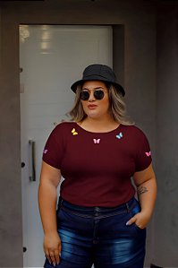 T-SHIRT PLUS SIZE BORBOLETAS COLORIDAS DTF MARSALA XG