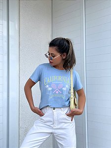 T-SHIRT RAQUETE CALIFORNIA DTF AZUL BEBÊ