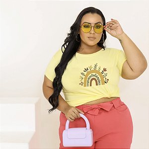 T-SHIRT PLUS SIZE ARCO-IRIS BOHO DTF AMARELO BEBÊ XG