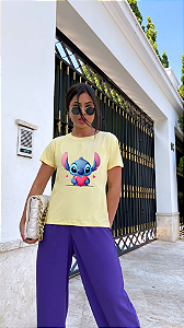 T-SHIRT STITCH CORAÇÃO DTF AMARELO BEBÊ