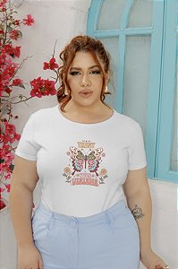 T-SHIRT PLUS SIZE TRUST VISION BORBOLETA DTF BRANCO XG