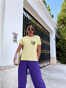 T-SHIRT COW PRINT CORAÇÃO DTF AMARELO BEBÊ