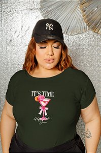T-SHIRT PLUS SIZE IT'S TIME DRINK DTF VERDE MILITAR XG