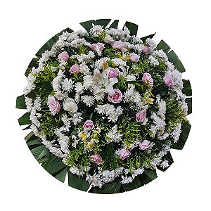 Coroa de Flores com Crisântemos, Lírios e Rosas