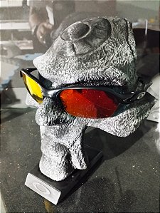OCULOS ROMEU 2 ARMAÇÃO CARBON LENTES VERMELHAS