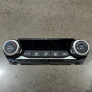 COMANDO AR CONDICIONADO NISSAN KICKS 2020 CODIGO NISSAN 275005RA5A ( DETALHE NO VISOR )
