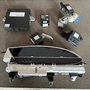 KIT CODE MÓDULO TOYOTA ETIOS HB XS 1.5 16V 2018 AUTOMATICO