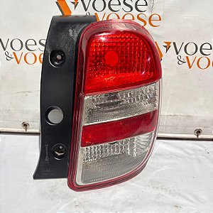 LANTERNA TRASEIRA DIREITA NISSAN MARCH 2013 ORIGINAL CODIGO NISSAN 265501HL0A