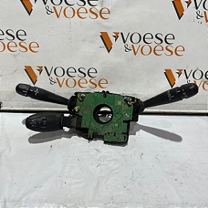 CHAVE DE SETA E LIMPADORES PEUGEOT 208 GRIFFE 2014 ORIGINAL ( OBS: ESTÁ FALTANDO CINTA AIRBAG ) )