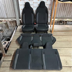 BANCOS VOLKSWAGEN POLO 2025 TECIDO