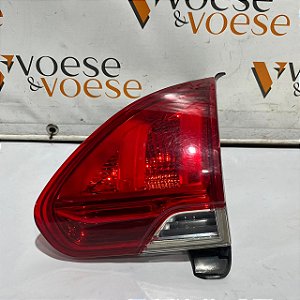 LANTERNA TAMPA TRASEIRA DIREITA PEUGEOT 2008 2017 ORIGINAL CODIGO PEUGEOT 9808127580