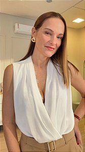 Blusa Detalhe com Renda