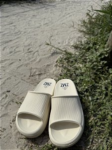 CHINELO SLIDE OFF WHITE ZMZ