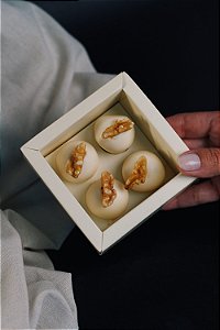 Caixa para 4 doces - Coleção Ele Vive (20 unidades)