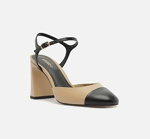 Scarpin Multineutro Couro Salto Bloco Fivela Slingback Cap Toe Preto