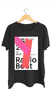 Camiseta RADIO BEAT - 100% algodão corte a fio preta