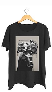 Camiseta VADER STEREO - 100% algodão corte a fio preta