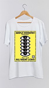 Camiseta SIMPLE SYMMETRY - 100% algodão corte a fio branca