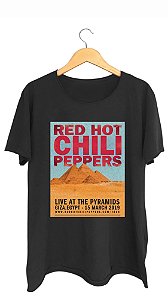 Camiseta RED HOT CHILI PEPPERS - 100% algodão corte a fio preta