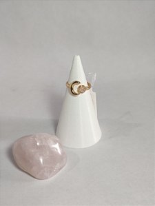 Anel Lua Quartzo Rosa Banho Ouro 18K - Ajustável 12 ao 16 - Amor, Harmonia e Equilíbrio Emocional