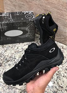 Bota Coturno Oakley