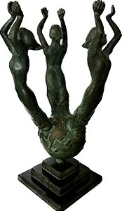 Adélio Sarro - Escultura em bronze maciço, altura 49x23x23cm