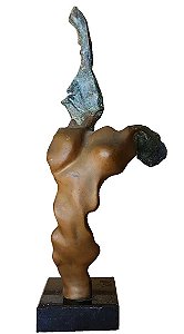 José Guerra - Escultura em  Bronze Busto 38x17x10cm (fora a base)
