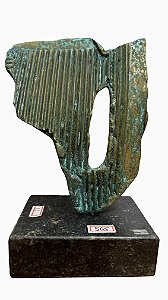 Caciporé Torres - Escultura em Bronze, 22x16cm (medidas totais). LM