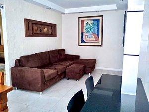 Apartamento no Guarujá localizado próximo a praia Pitangueiras!