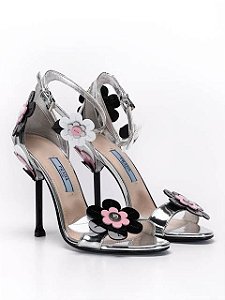 Sandalia Prada Prata Flor Preta