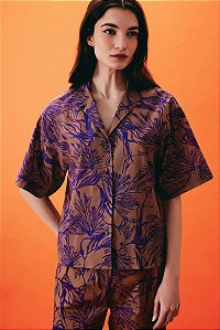Camisa Andrea Marques Modelo Manga Curta Gola Cubana Estampa Algas Violeta