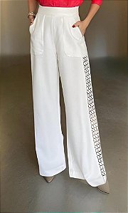 Calça Animale Modelo Pantalona Lateral Rendada Branca