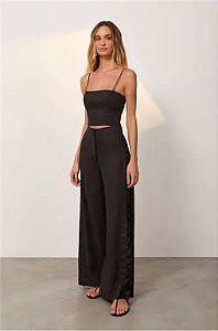 Calça Pantalona Vix Preta Modelo Bree
