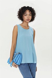 Blusa Animale Azul Modelo Rolotê