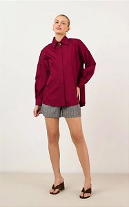 Camisa Lizie Vinho Modelo Oversized