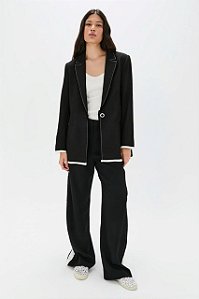 Blazer Cris Barros Preto e Branco Modelo Espinosa