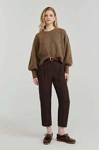 Calça NV Marrom Reta Modelo Capri