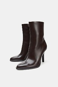 Bota Zara Vinho Cano Médio Salto 9cm