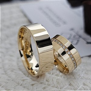 Exclusivo par de Alianças Abu Dhabi em Ouro 18k com diamantes - 7MM