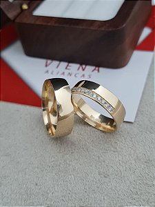 Par de Alianças Miami em Ouro18k | 6MM - Com Pedras
